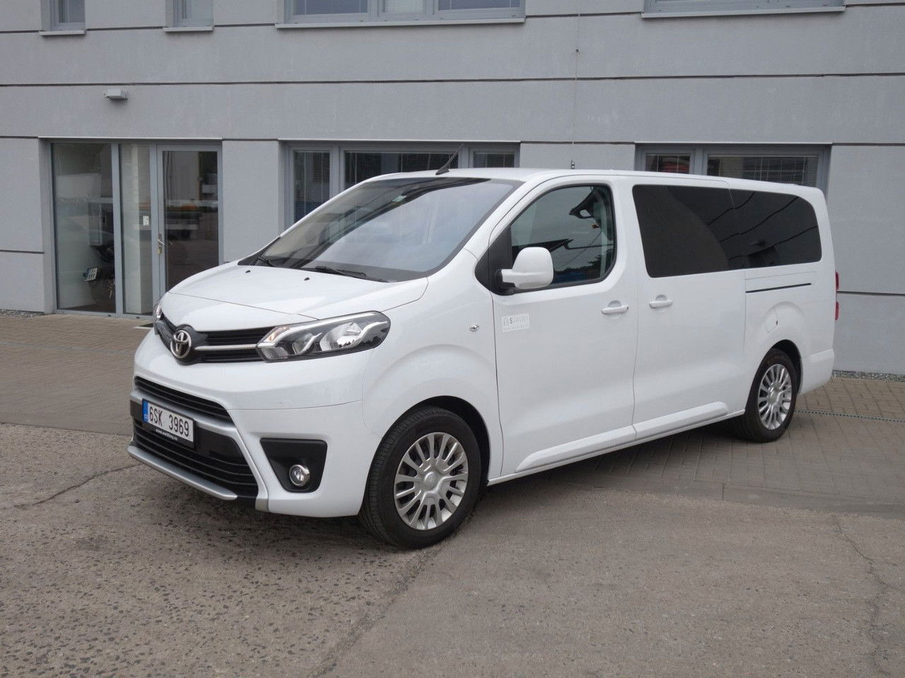 Toyota ProAce Verso L2 Shuttle Comfort - ميكروباص: صورة 1 Toyota ProAce Verso L2 Shuttle Comfort - ميكروباص: صورة 1