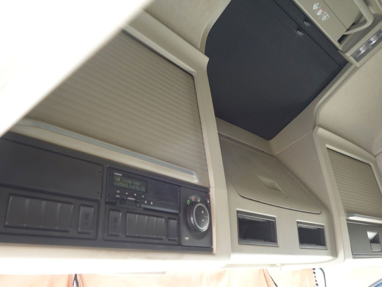 رأس تريلا Volvo FH 460 XL, Navi, I-Park Cool, ,TOP Truck: صورة 10 رأس تريلا Volvo FH 460 XL, Navi, I-Park Cool, ,TOP Truck: صورة 10