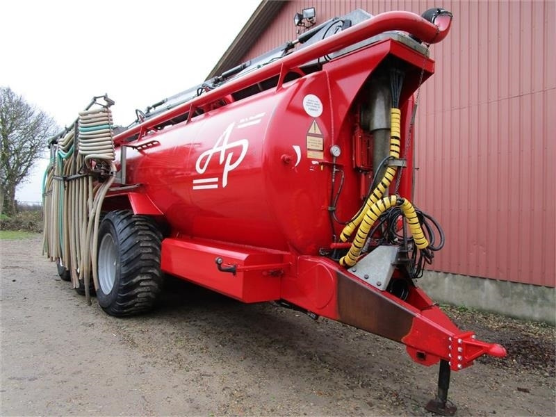 AP GV 25 m/24 meter slangebom - صهريج السماد السائل: صورة 1 AP GV 25 m/24 meter slangebom - صهريج السماد السائل: صورة 1