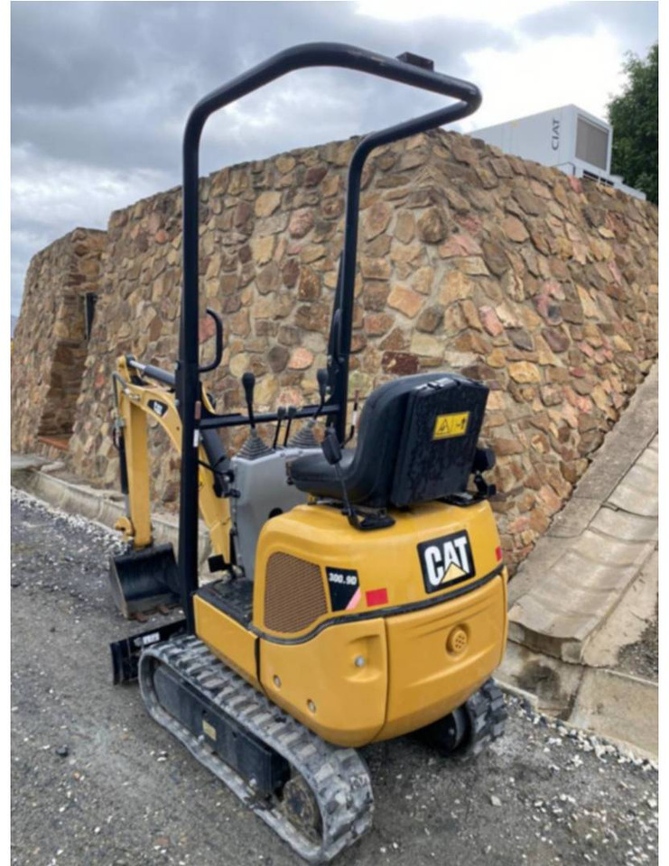 CAT 300.9D - حفار زاحف: صورة 1 CAT 300.9D - حفار زاحف: صورة 1