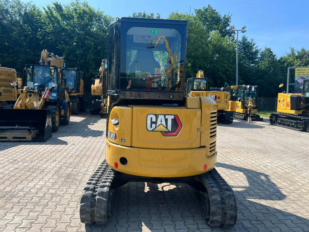 حفار زاحف CAT 303.5E2CR: صورة 7