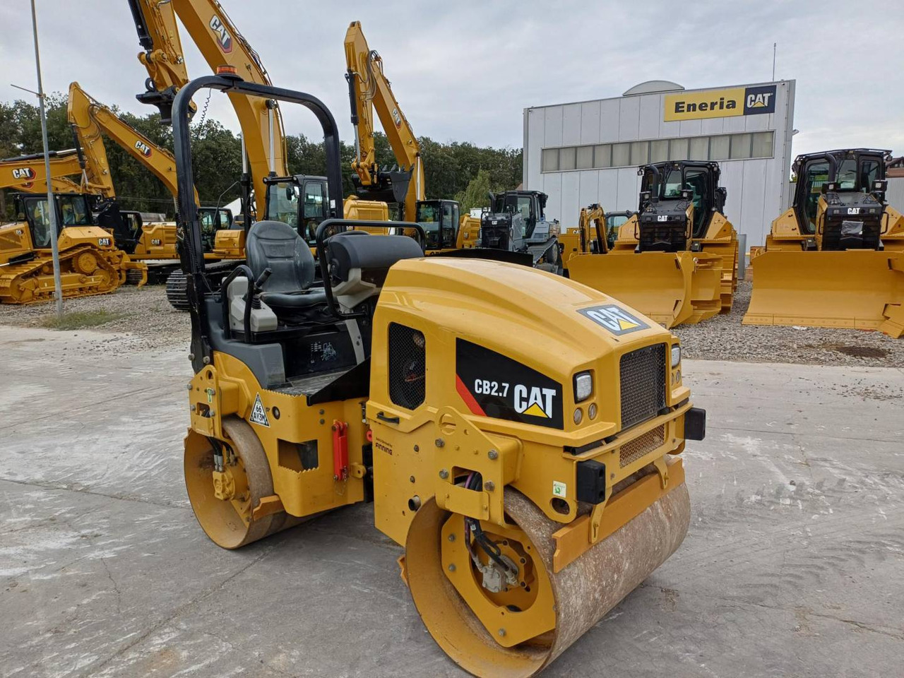 CAT CB2.7LRC - رَصَّاص الطرق: صورة 2 CAT CB2.7LRC - رَصَّاص الطرق: صورة 2