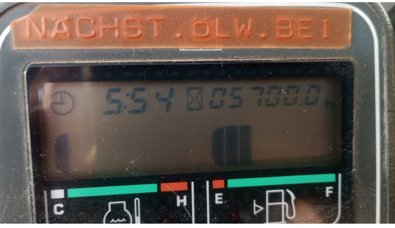 KOMATSU PC450LCD-6K - حفار زاحف: صورة 5 KOMATSU PC450LCD-6K - حفار زاحف: صورة 5