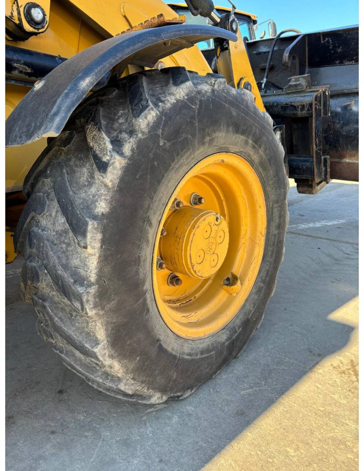 لودر ذو محراث خلفي/ باكهو CAT 432F2: صورة 10