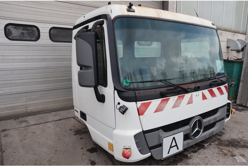 Mercedes-Benz ACTROS F07 MP3 94389915588371 - الكابينة والداخلية - شاحنة: صورة 2 Mercedes-Benz ACTROS F07 MP3 94389915588371 - الكابينة والداخلية - شاحنة: صورة 2