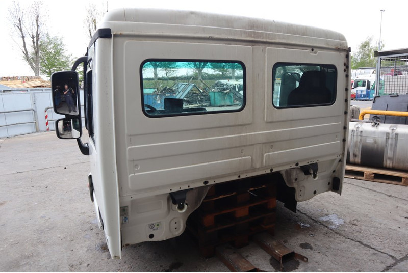 Mercedes-Benz ACTROS F07 MP3 94389915588371 - الكابينة والداخلية - شاحنة: صورة 4 Mercedes-Benz ACTROS F07 MP3 94389915588371 - الكابينة والداخلية - شاحنة: صورة 4