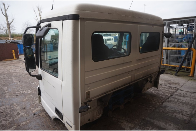 Mercedes-Benz ACTROS F07 R TUNNEL HOOG 94389925287927 - الكابينة والداخلية - شاحنة: صورة 4 Mercedes-Benz ACTROS F07 R TUNNEL HOOG 94389925287927 - الكابينة والداخلية - شاحنة: صورة 4