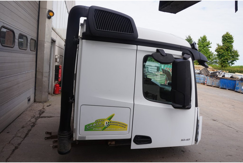 Mercedes-Benz ACTROS MP4 L-CLSSP L2.3 TUNNEL 170 - الكابينة والداخلية - شاحنة: صورة 3 Mercedes-Benz ACTROS MP4 L-CLSSP L2.3 TUNNEL 170 - الكابينة والداخلية - شاحنة: صورة 3