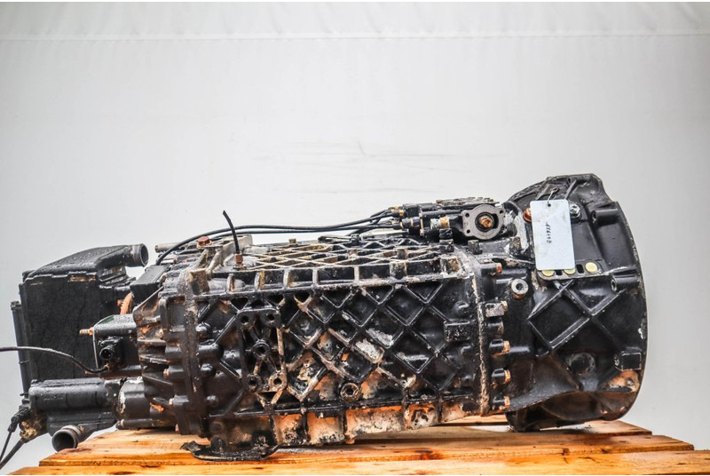 ZF 16S2221TO+INT 81.32003-6675 - صندوق التروس - شاحنة: صورة 1 ZF 16S2221TO+INT 81.32003-6675 - صندوق التروس - شاحنة: صورة 1