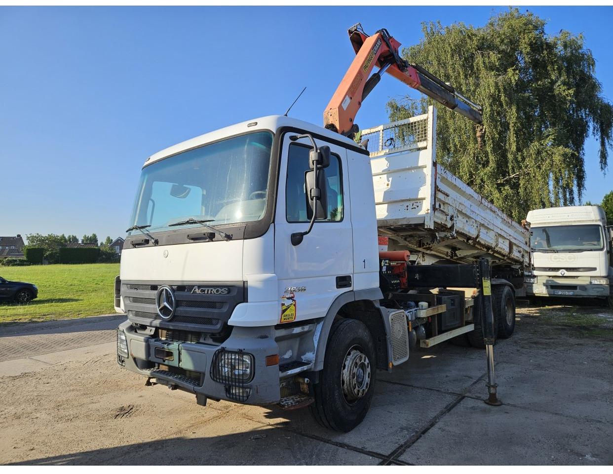 MERCEDES ACTROS 2636 6X4 TIPPER CRANE 15002 EPS - شاحنة قلاب, شاحنة كرين: صورة 1 MERCEDES ACTROS 2636 6X4 TIPPER CRANE 15002 EPS - شاحنة قلاب, شاحنة كرين: صورة 1