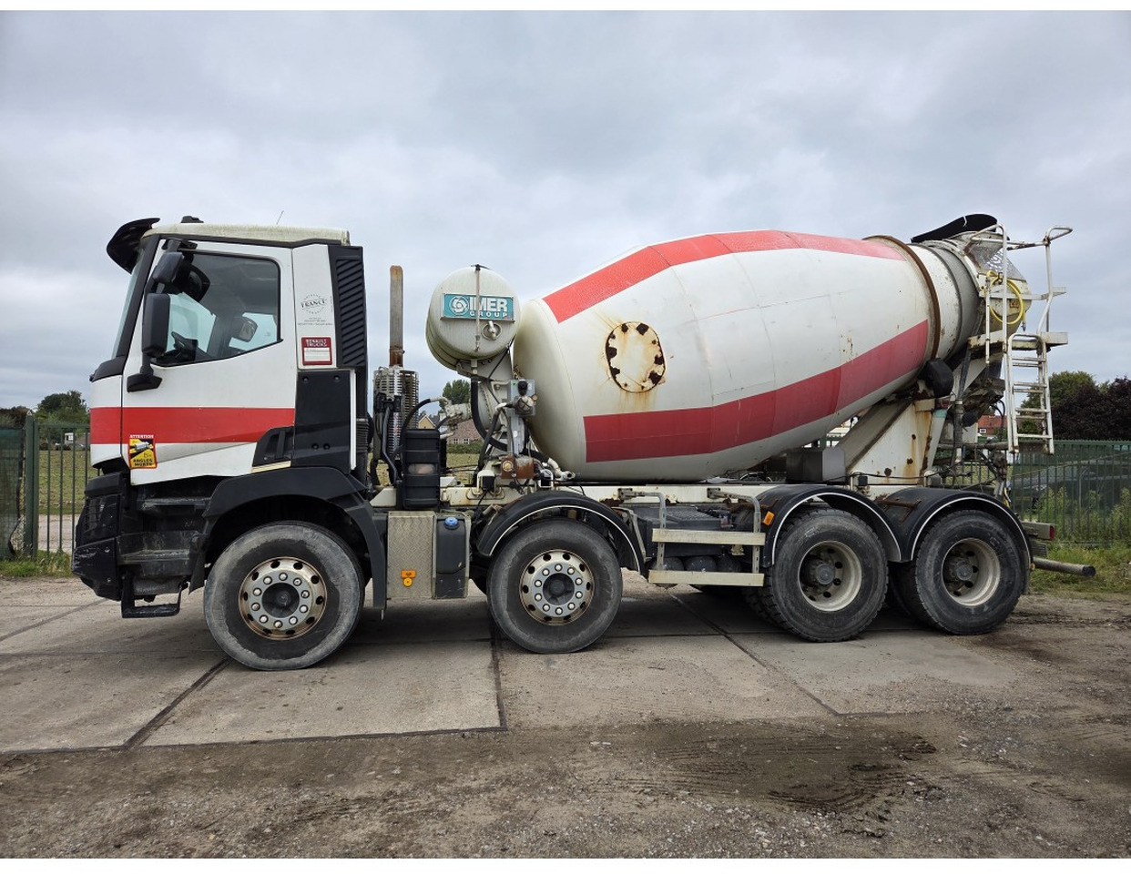 Renault C430 8X4 CONCRETE MIXER MANUAL GEARBOX - شاحنة خلاطة خرسانة: صورة 2 Renault C430 8X4 CONCRETE MIXER MANUAL GEARBOX - شاحنة خلاطة خرسانة: صورة 2