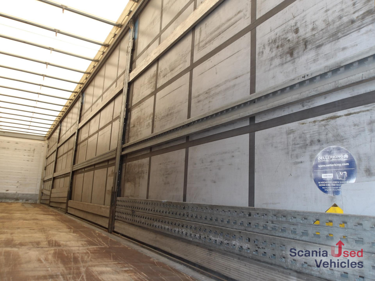 SCHMITZ SCB*S3T - STANDARD - LIFTACHSE - PALETTENKASTEN - نصف مقطورة بستائر جانبية: صورة 4 SCHMITZ SCB*S3T - STANDARD - LIFTACHSE - PALETTENKASTEN - نصف مقطورة بستائر جانبية: صورة 4