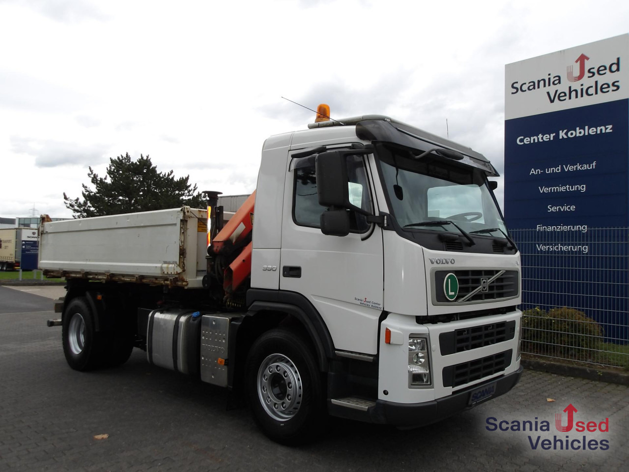 VOLVO FM 330 - PALFINGER PK 11001K - KEMPF DSK - شاحنة قلاب: صورة 1 VOLVO FM 330 - PALFINGER PK 11001K - KEMPF DSK - شاحنة قلاب: صورة 1