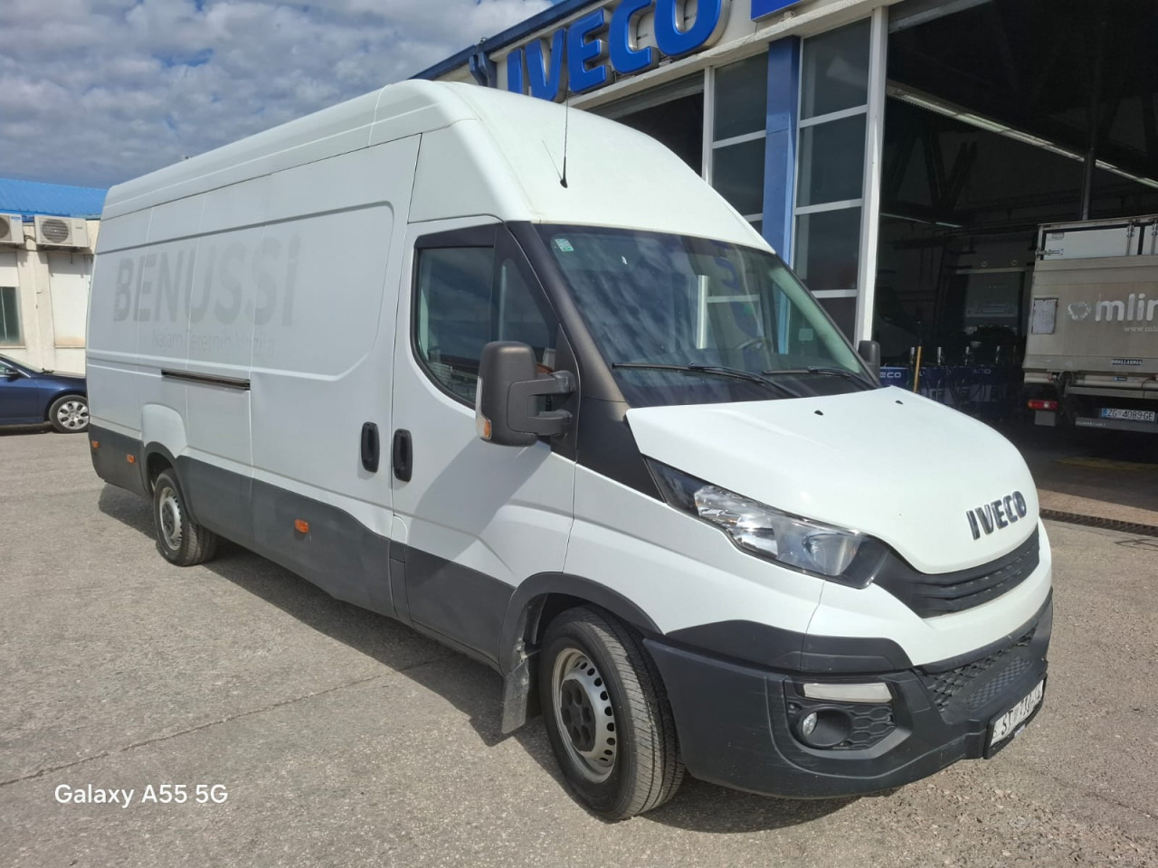 IVECO Daily 35S16V - ميكروباص: صورة 2 IVECO Daily 35S16V - ميكروباص: صورة 2