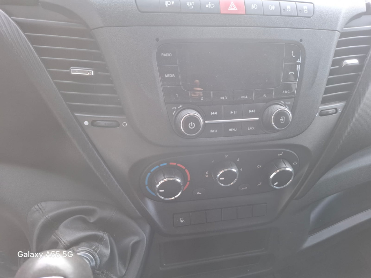 IVECO Daily 35S16V - ميكروباص: صورة 5 IVECO Daily 35S16V - ميكروباص: صورة 5