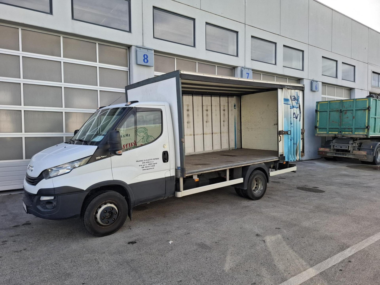 IVECO Daily 70C15 - شاحنة مغلقة بستائر جانبية: صورة 5 IVECO Daily 70C15 - شاحنة مغلقة بستائر جانبية: صورة 5