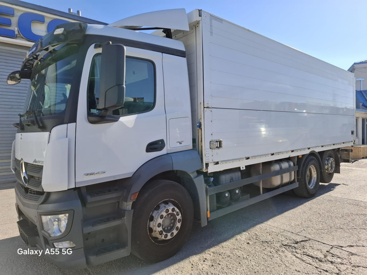 MERCEDES-BENZ Antos 2543L - شاحنة صندوقية: صورة 1 MERCEDES-BENZ Antos 2543L - شاحنة صندوقية: صورة 1