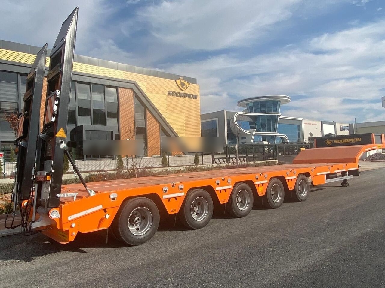 Scorpion Trailer SCORPION TRAILER NEW 5 AXLE LOWBED SEMI TRAILER (MANUFACTURER COMPANY) - نصف مقطورة بلودر منخفض: صورة 1 Scorpion Trailer SCORPION TRAILER NEW 5 AXLE LOWBED SEMI TRAILER (MANUFACTURER COMPANY) - نصف مقطورة بلودر منخفض: صورة 1