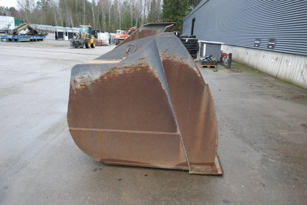 CAT 980M Skopa - بكت - آلات الإنشاء: صورة 2 CAT 980M Skopa - بكت - آلات الإنشاء: صورة 2