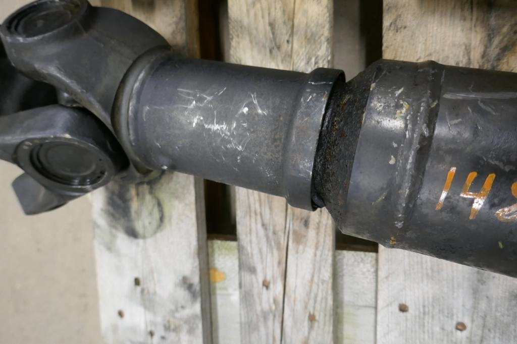 Volvo L180 HL Kardanaxel voe15085426 - صندوق التروس - آلات الإنشاء: صورة 2 Volvo L180 HL Kardanaxel voe15085426 - صندوق التروس - آلات الإنشاء: صورة 2