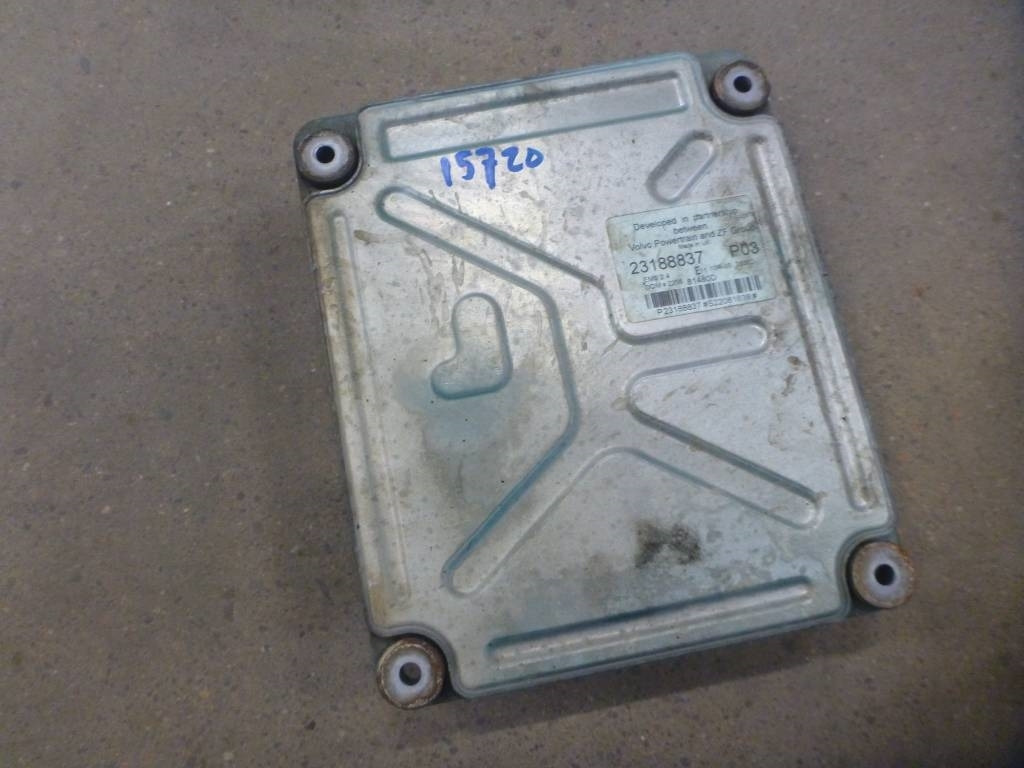 Volvo Motor Styrenhet, 23188837 - النظام الكهربائي - شاحنة: صورة 2 Volvo Motor Styrenhet, 23188837 - النظام الكهربائي - شاحنة: صورة 2