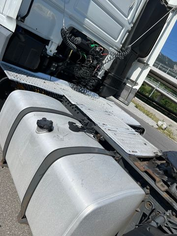 DAF FT XF 460 4x2, E6, PTO, Standklima - رأس تريلا: صورة 5 DAF FT XF 460 4x2, E6, PTO, Standklima - رأس تريلا: صورة 5