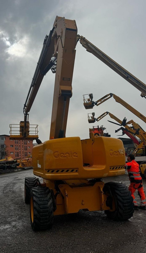 Genie Z-80/60, 24.4meter height - منصة محمولة مثبتة على الشاحنة: صورة 4 Genie Z-80/60, 24.4meter height - منصة محمولة مثبتة على الشاحنة: صورة 4