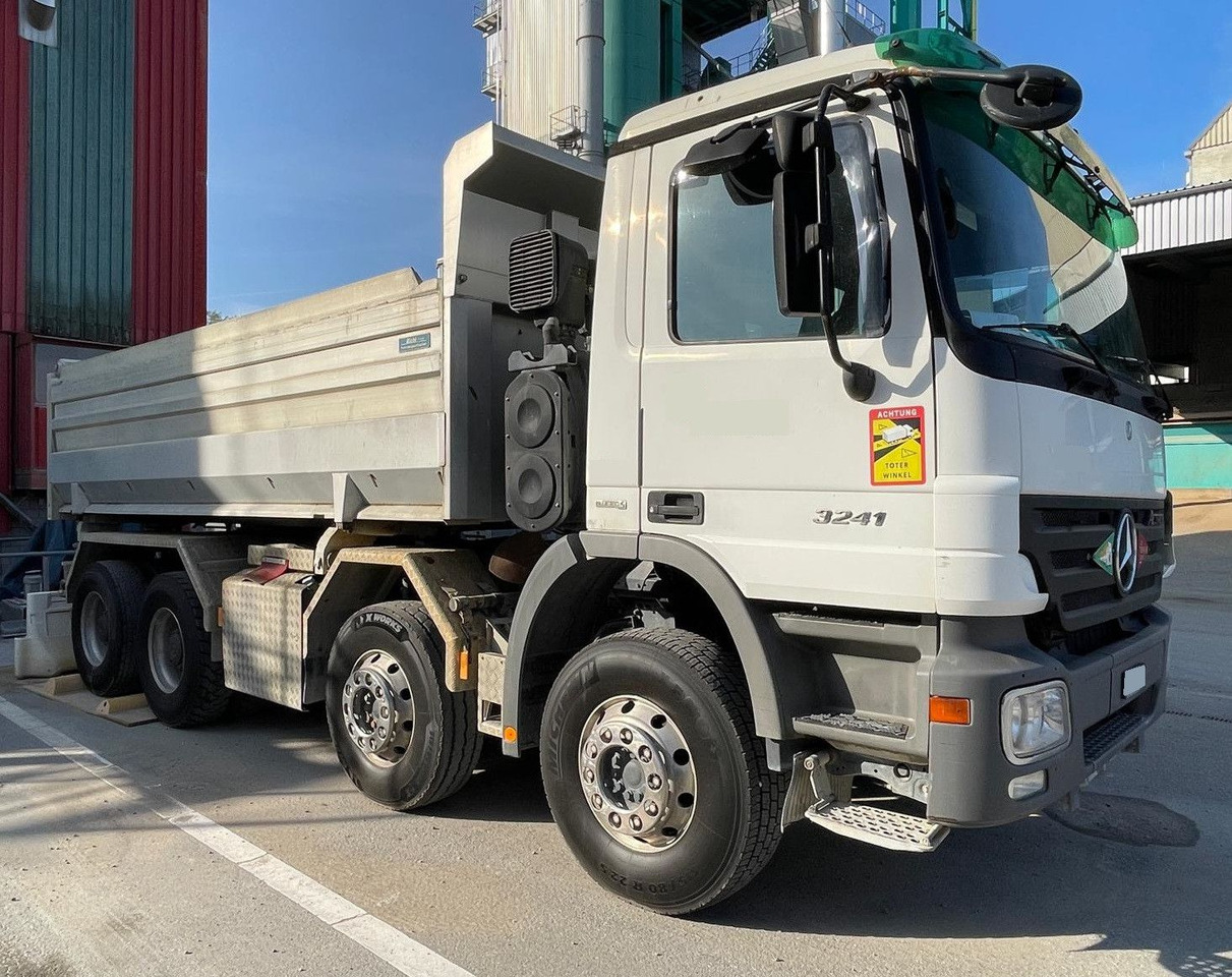 Mercedes-Benz Actros 3241 8x4,E5,Wechselsystem Mischer/Kipper - شاحنة خلاطة خرسانة: صورة 2 Mercedes-Benz Actros 3241 8x4,E5,Wechselsystem Mischer/Kipper - شاحنة خلاطة خرسانة: صورة 2