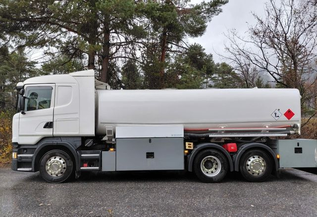 Scania R450 LB 6x2, ADR, E6,Schwarzmüller,Diesel/Benzin - شاحنة صهريج: صورة 4 Scania R450 LB 6x2, ADR, E6,Schwarzmüller,Diesel/Benzin - شاحنة صهريج: صورة 4