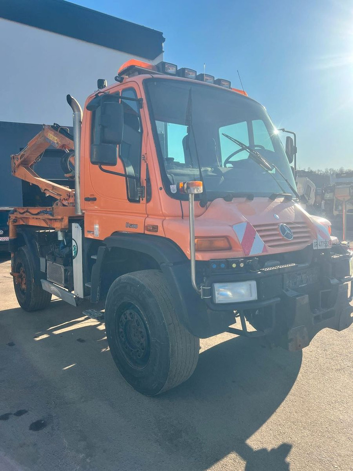 Unimog U500 4x4, Boeschungsmaehwerk Mulag - شاحنة: صورة 3 Unimog U500 4x4, Boeschungsmaehwerk Mulag - شاحنة: صورة 3