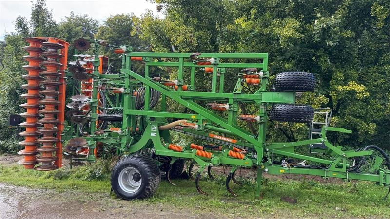 Amazone Cenius 7003 - 2TX Cenius 7003 m. så fordeler - مسفلة تمهيد التربة: صورة 1 Amazone Cenius 7003 - 2TX Cenius 7003 m. så fordeler - مسفلة تمهيد التربة: صورة 1