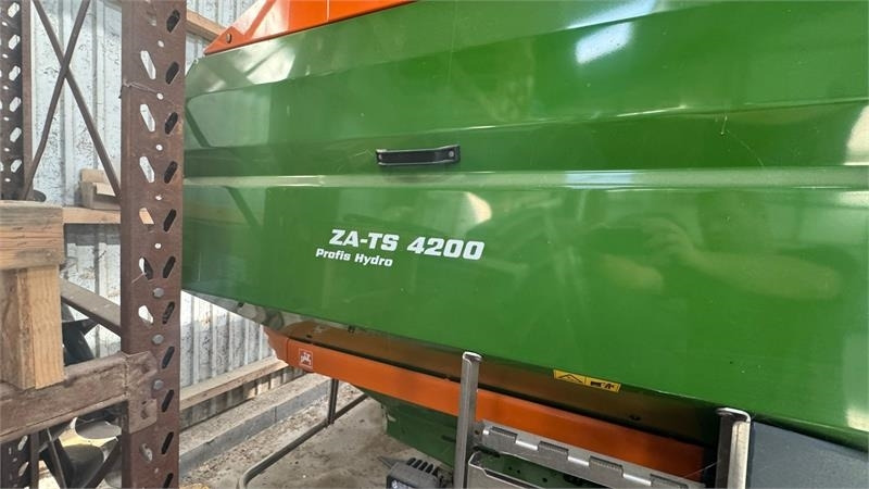 Amazone ZA-TS 4200 Hydro ZA-TS 4200 Hydro - ناثرة السماد الحيواني: صورة 3 Amazone ZA-TS 4200 Hydro ZA-TS 4200 Hydro - ناثرة السماد الحيواني: صورة 3