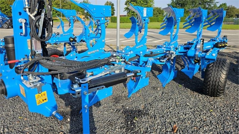 Lemken Juwel 8 M Juwel 8 M V U  - محراث: صورة 1 Lemken Juwel 8 M Juwel 8 M V U  - محراث: صورة 1
