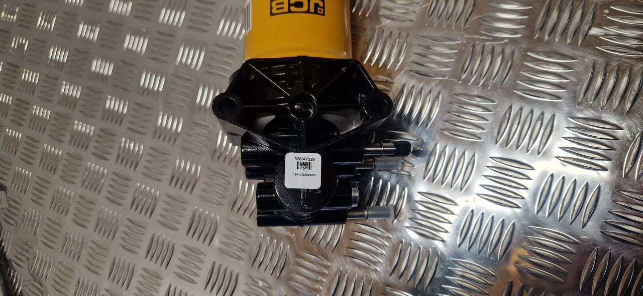 320/A7226 Fuel filter lift pump JCB JS filter assembly 320/A7454 - المحرك و قطع الغيار - آلات الإنشاء: صورة 3 320/A7226 Fuel filter lift pump JCB JS filter assembly 320/A7454 - المحرك و قطع الغيار - آلات الإنشاء: صورة 3