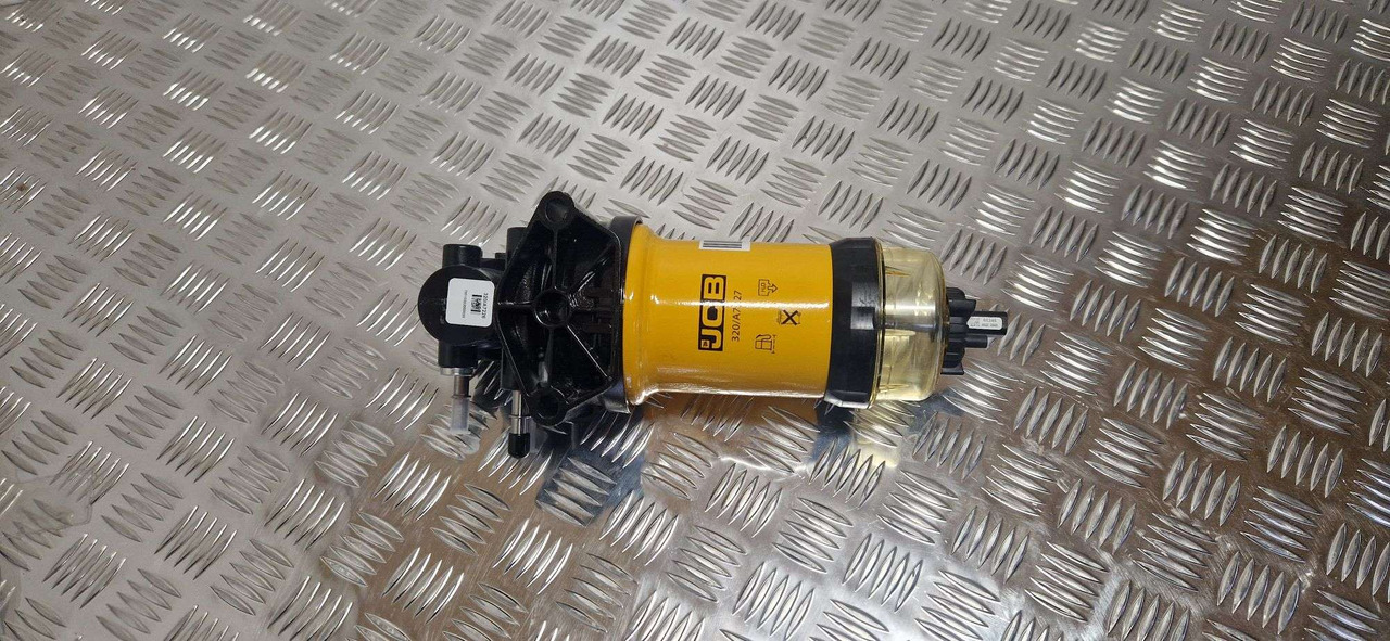 320/A7226 Fuel filter lift pump JCB JS filter assembly 320/A7454 - المحرك و قطع الغيار - آلات الإنشاء: صورة 4 320/A7226 Fuel filter lift pump JCB JS filter assembly 320/A7454 - المحرك و قطع الغيار - آلات الإنشاء: صورة 4