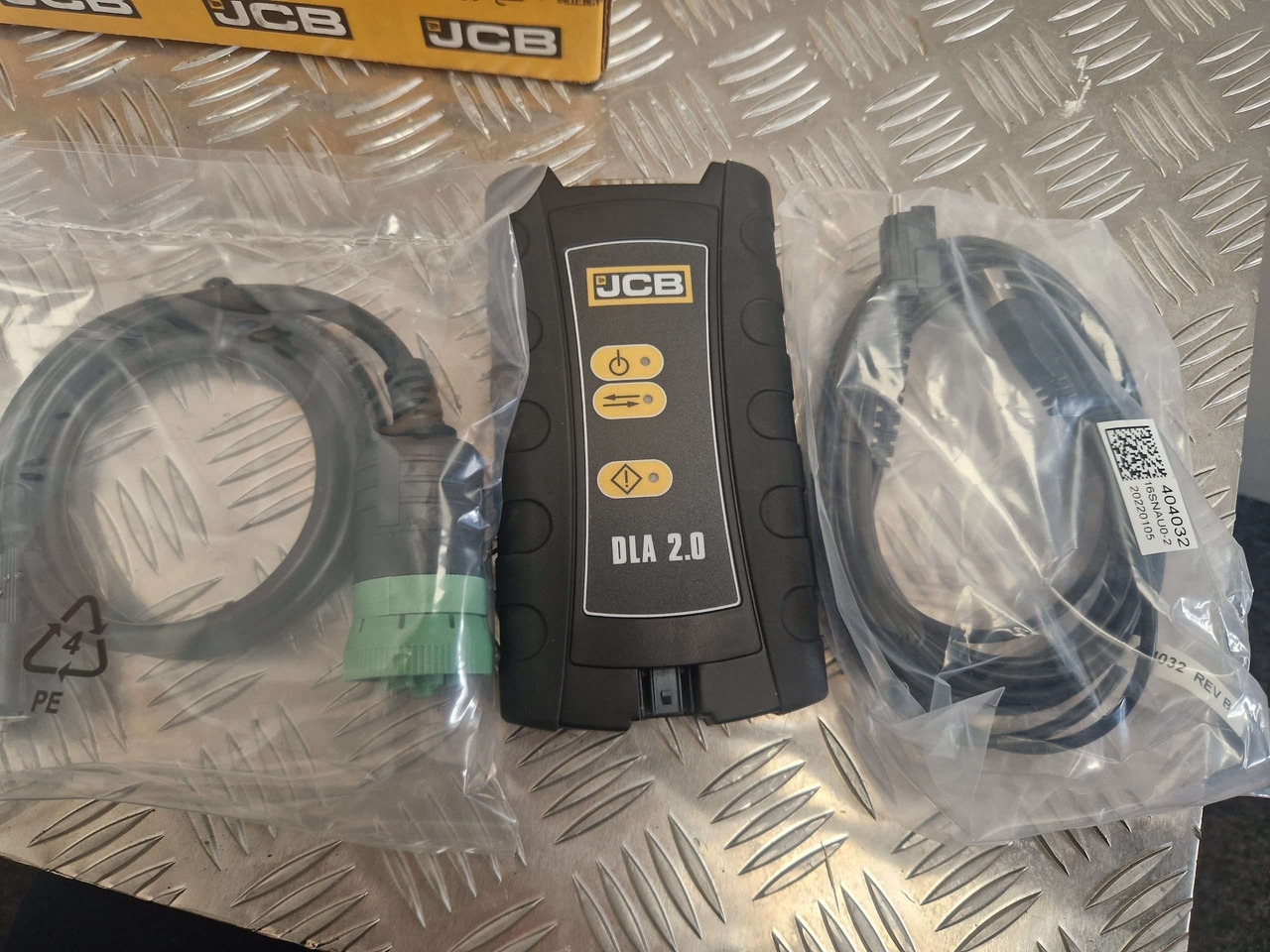 JCB DLA Data link Adapter GENUINE NEW - المحرك و قطع الغيار - آلات الإنشاء: صورة 2 JCB DLA Data link Adapter GENUINE NEW - المحرك و قطع الغيار - آلات الإنشاء: صورة 2