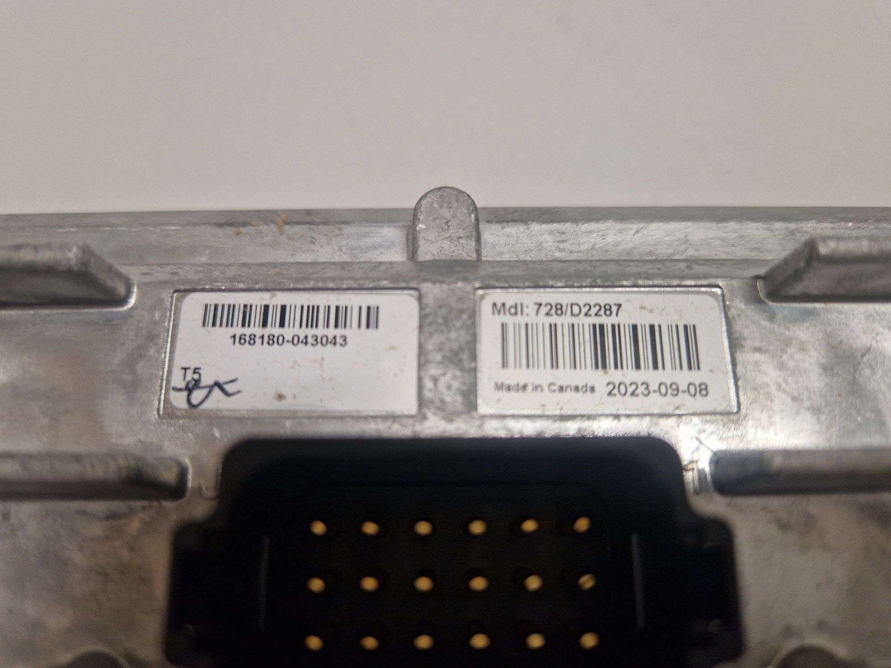 JCB ECU unit 728/D2287 PARKER CM3626 ECU unit - المحرك و قطع الغيار - آلات الإنشاء: صورة 3 JCB ECU unit 728/D2287 PARKER CM3626 ECU unit - المحرك و قطع الغيار - آلات الإنشاء: صورة 3