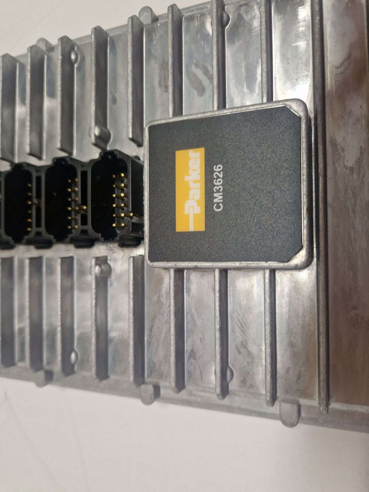 JCB ECU unit 728/D2287 PARKER CM3626 ECU unit - المحرك و قطع الغيار - آلات الإنشاء: صورة 2 JCB ECU unit 728/D2287 PARKER CM3626 ECU unit - المحرك و قطع الغيار - آلات الإنشاء: صورة 2