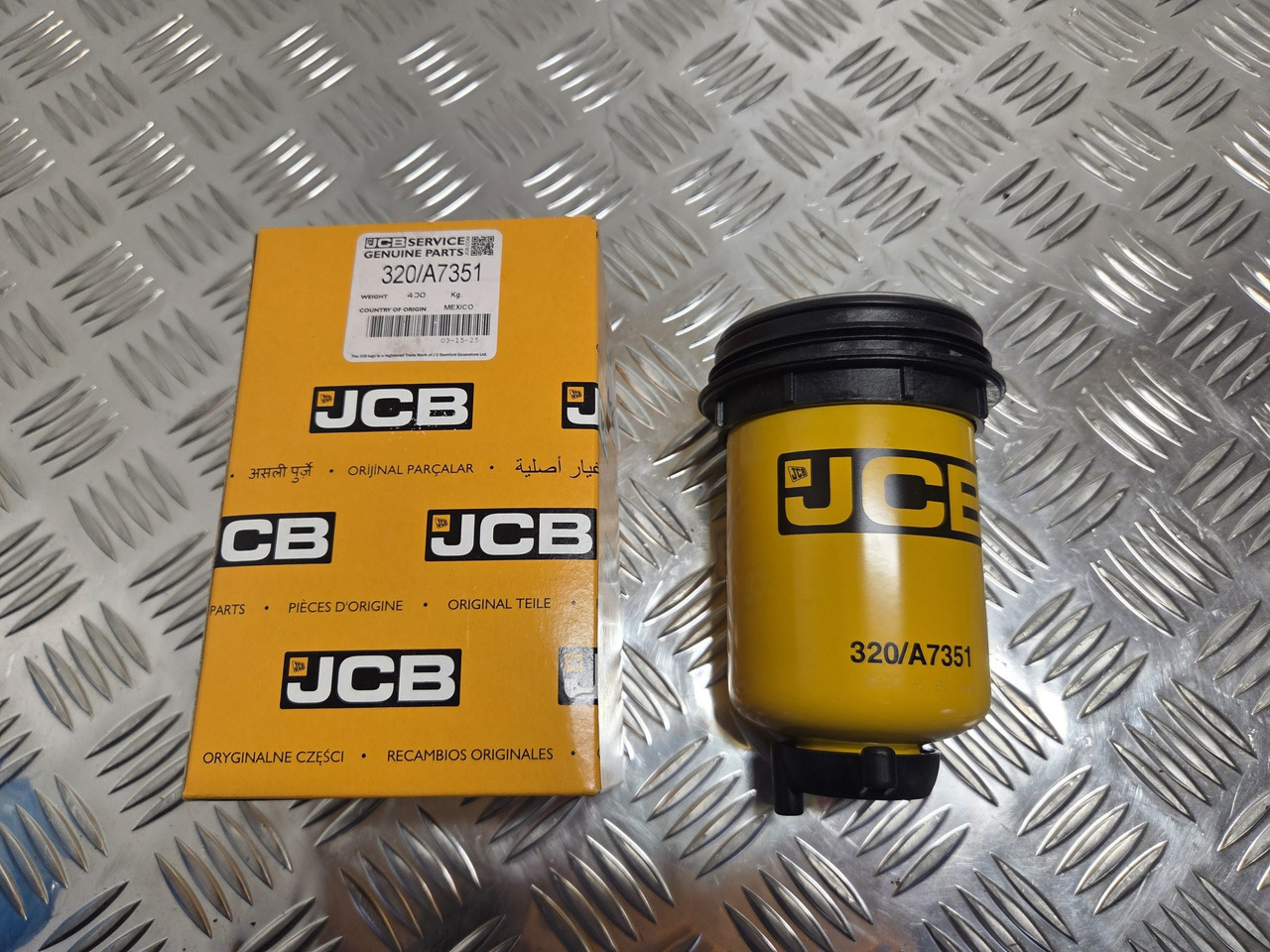 JCB T4 Fuel Filter 320/A7351 supersedes 320/07382 - المحرك و قطع الغيار - آلات الإنشاء: صورة 3 JCB T4 Fuel Filter 320/A7351 supersedes 320/07382 - المحرك و قطع الغيار - آلات الإنشاء: صورة 3