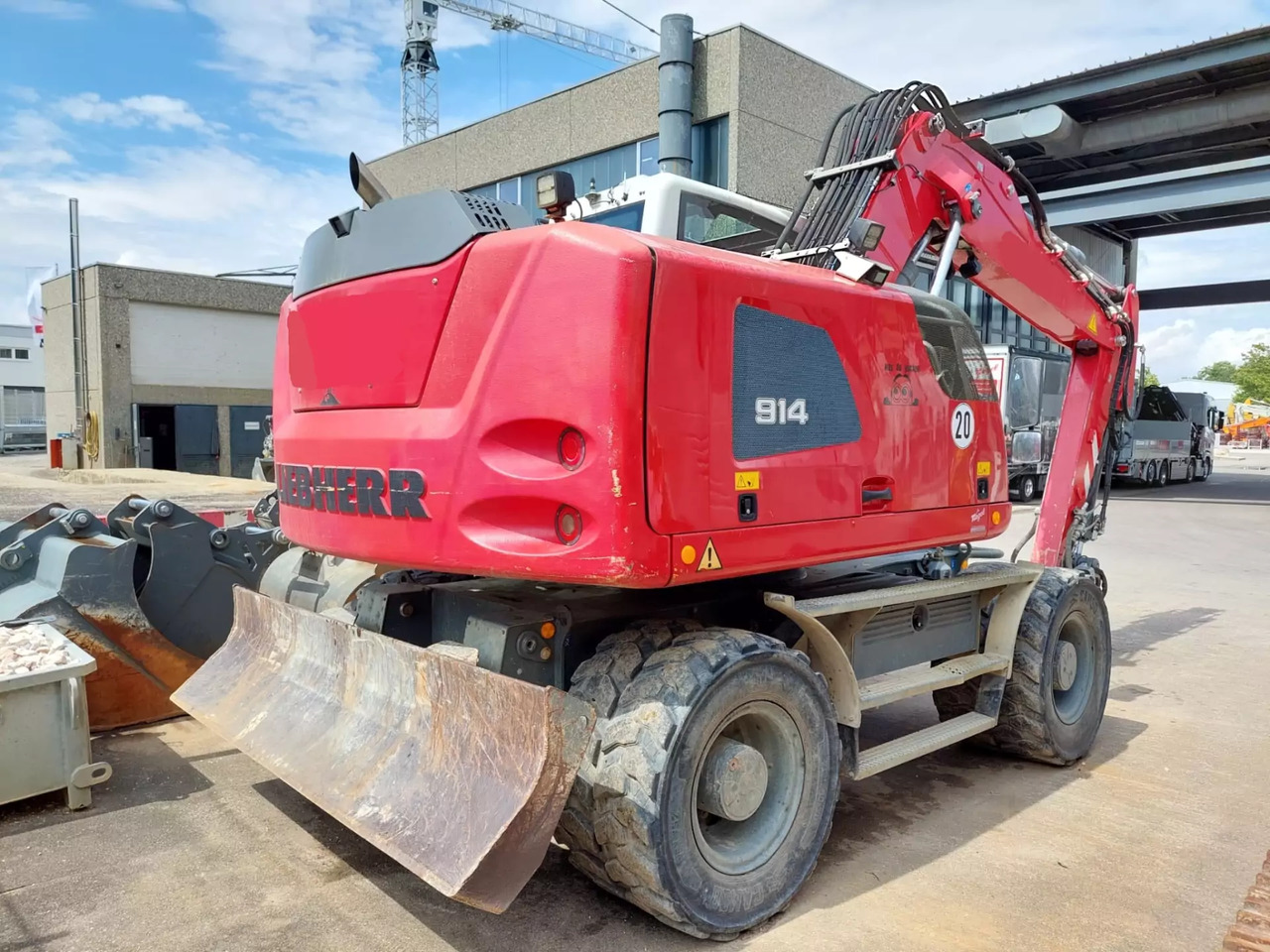 2018 Liebherr A 914 Litronic - حفار ذو عجلات: صورة 3 2018 Liebherr A 914 Litronic - حفار ذو عجلات: صورة 3