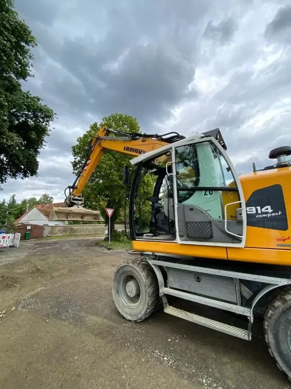 2019 Liebherr A 914 Compact - حفار ذو عجلات: صورة 2 2019 Liebherr A 914 Compact - حفار ذو عجلات: صورة 2
