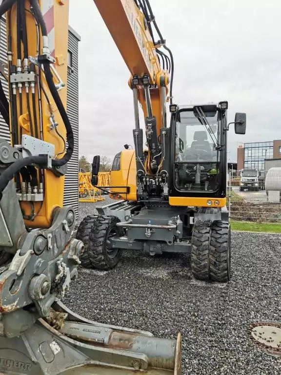 2023 Liebherr A 920 Litronic G6.0-D - حفار زاحف: صورة 1 2023 Liebherr A 920 Litronic G6.0-D - حفار زاحف: صورة 1