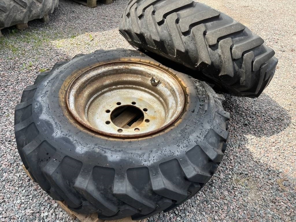 Alliance 15,5-25 till Volvo L45 , L40 - إطارات - آلات الإنشاء: صورة 3 Alliance 15,5-25 till Volvo L45 , L40 - إطارات - آلات الإنشاء: صورة 3