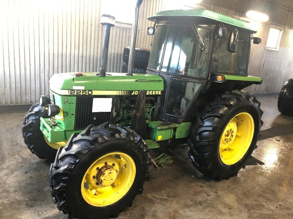 John Deere 2250 Dismantled for spare parts - جرار: صورة 1 John Deere 2250 Dismantled for spare parts - جرار: صورة 1