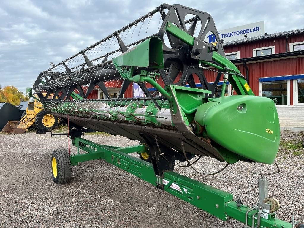 John Deere 622R Skärbord / Header 22 fot till JD T550 i - ملحقات حصادات: صورة 2 John Deere 622R Skärbord / Header 22 fot till JD T550 i - ملحقات حصادات: صورة 2