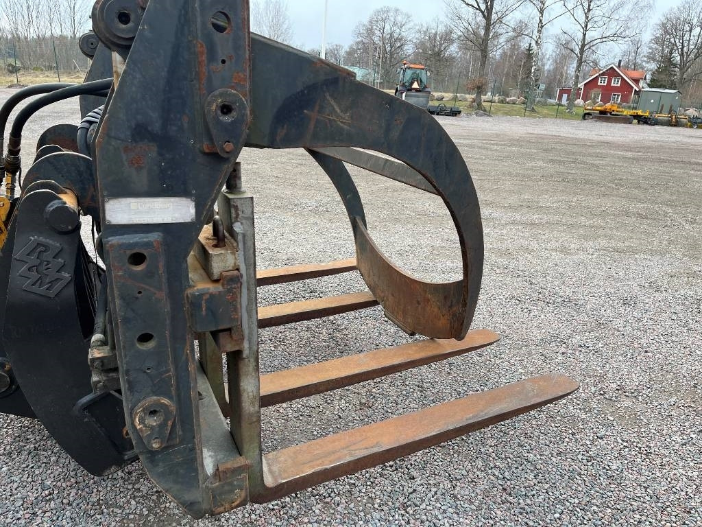 Klämmgaffel / Grip Hydraulisk Lundberg / Volvo - كلّاب - آلات الإنشاء: صورة 5 Klämmgaffel / Grip Hydraulisk Lundberg / Volvo - كلّاب - آلات الإنشاء: صورة 5