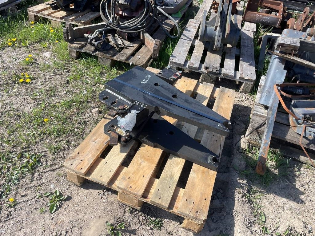 Lastarfäste Trima MF 185 165 175 - ملحق - آلات الإنشاء: صورة 2 Lastarfäste Trima MF 185 165 175 - ملحق - آلات الإنشاء: صورة 2