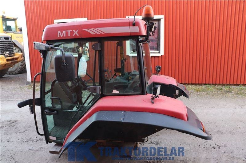 McCormick MTX 185  - كابينة - آلات زراعية: صورة 4 McCormick MTX 185  - كابينة - آلات زراعية: صورة 4