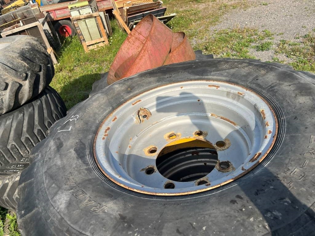 Mitas 405 70 R20 till Volvo L30 L35 - إطارات - آلات الإنشاء: صورة 5 Mitas 405 70 R20 till Volvo L30 L35 - إطارات - آلات الإنشاء: صورة 5