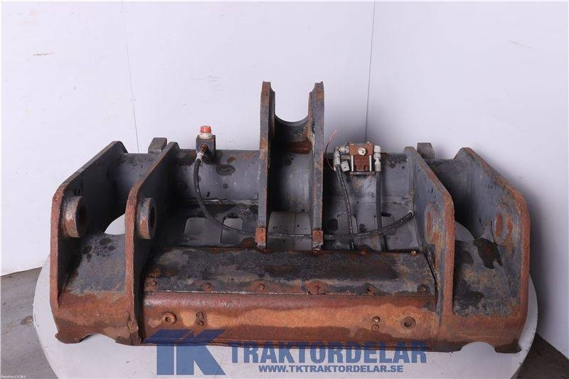 Redskapsfäste / Quickhitch CAT 966 - قارنة التوصيل السريعة - آلات الإنشاء: صورة 3 Redskapsfäste / Quickhitch CAT 966 - قارنة التوصيل السريعة - آلات الإنشاء: صورة 3